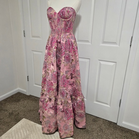 Sherri Hill Dresses & Skirts - Sherri Hill Gown Womens 2‎ Pink Gold Floral Butterfly Brocade Corset Ball Gown